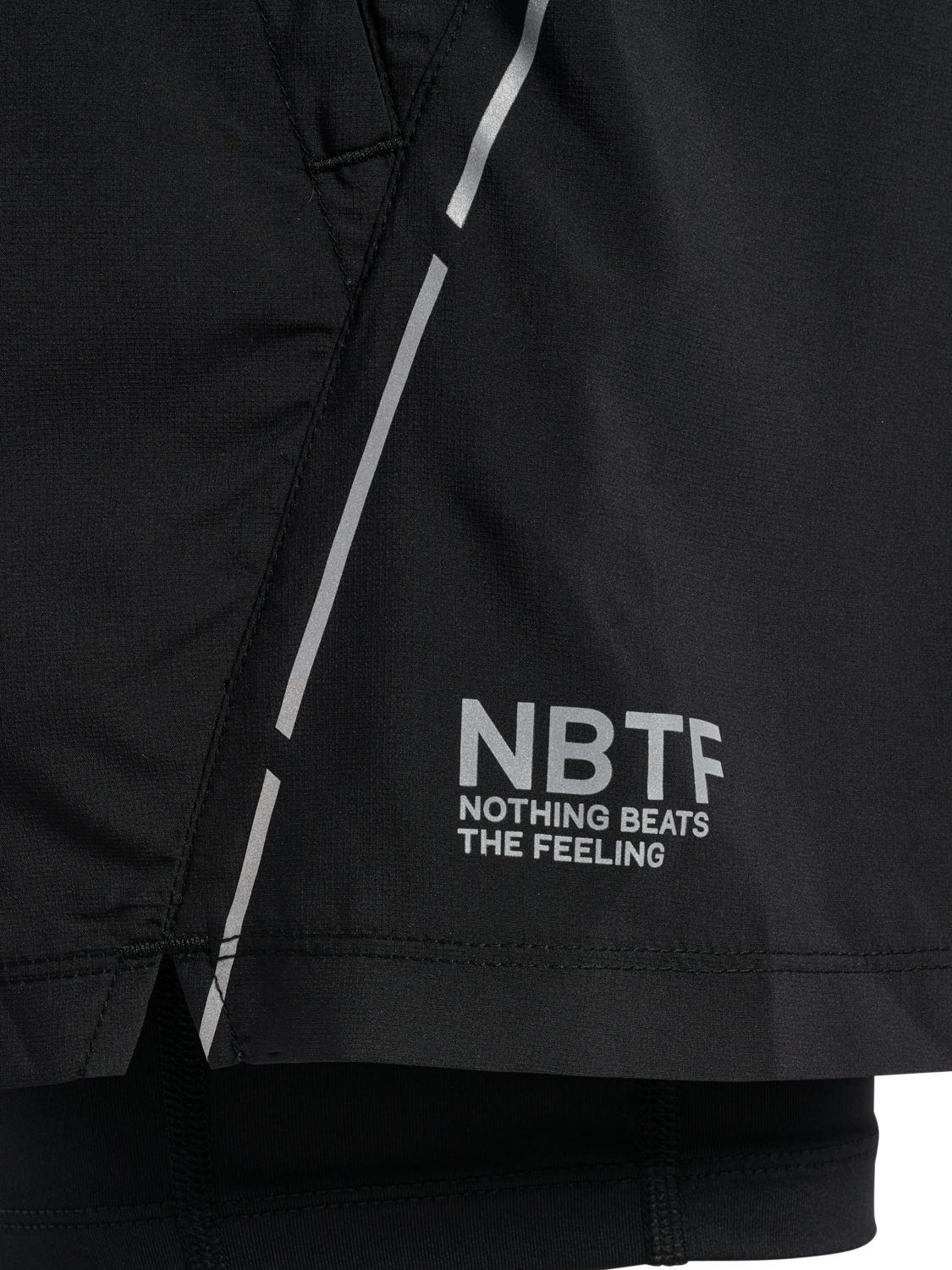 nwlFAST 2IN1 ZIP POCKET SHORTS W, BLACK, packshot