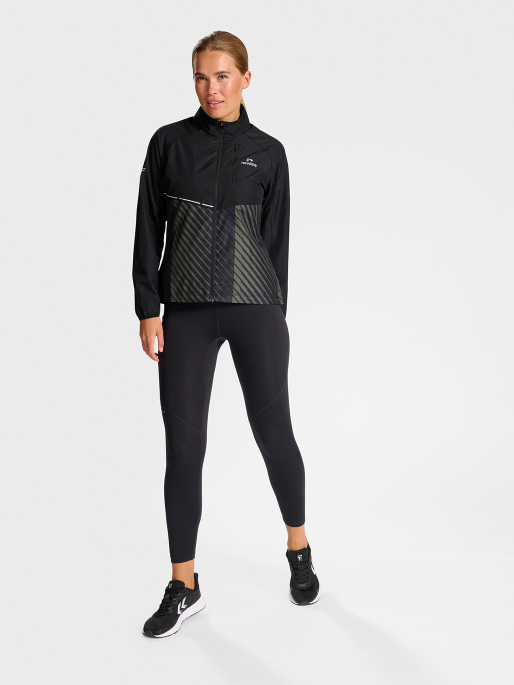 nwlPACE JACKET WOMAN, 2257, model