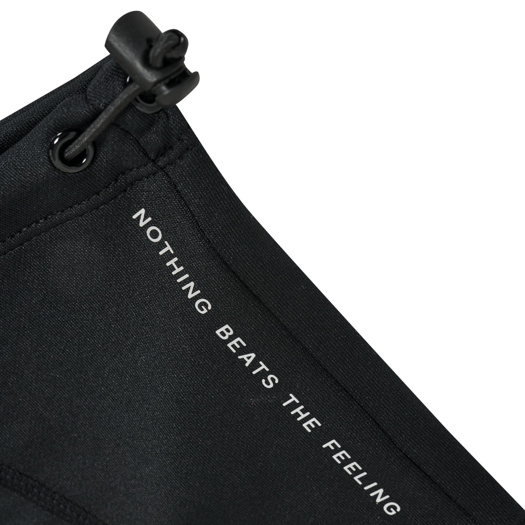 CORE THERMAL NECKTUBE, BLACK, packshot