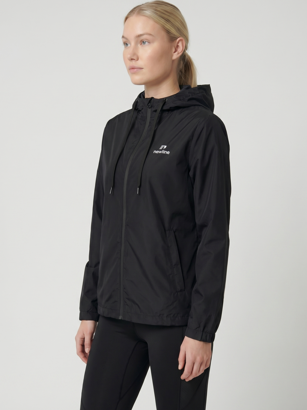 nwlLEA PERFORMANCE JACKET WOMEN, BLACK, model
