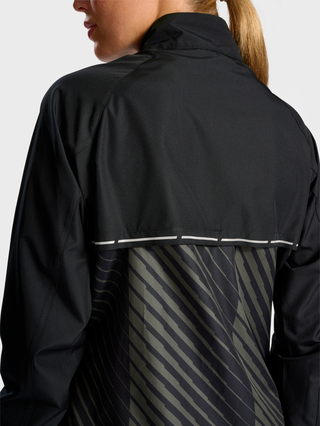 nwlPACE JACKET WOMAN, 2257, model