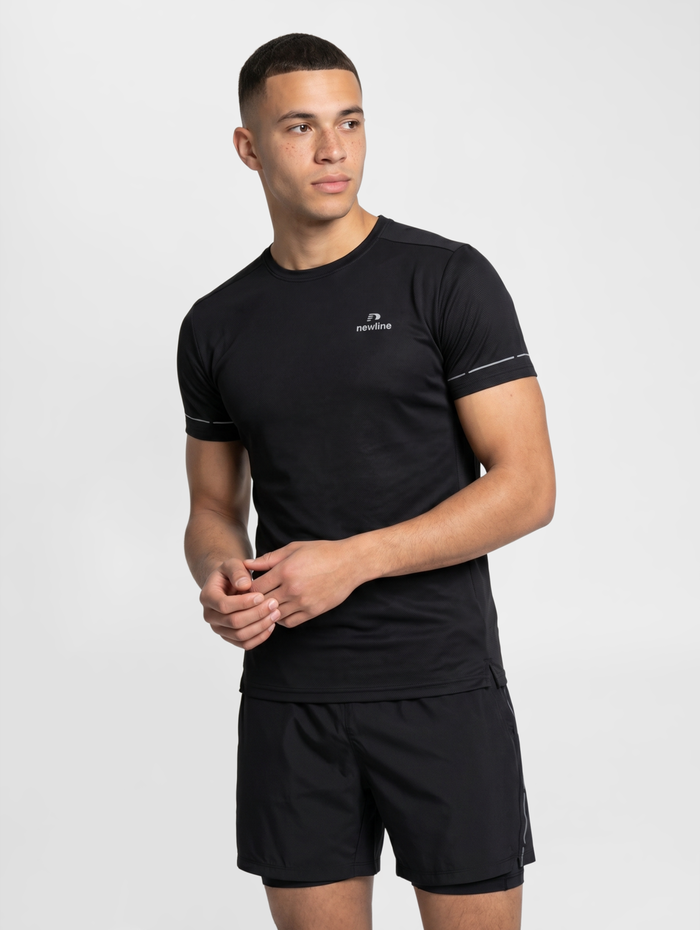 nwlBREATHE T-SHIRT, BLACK, model