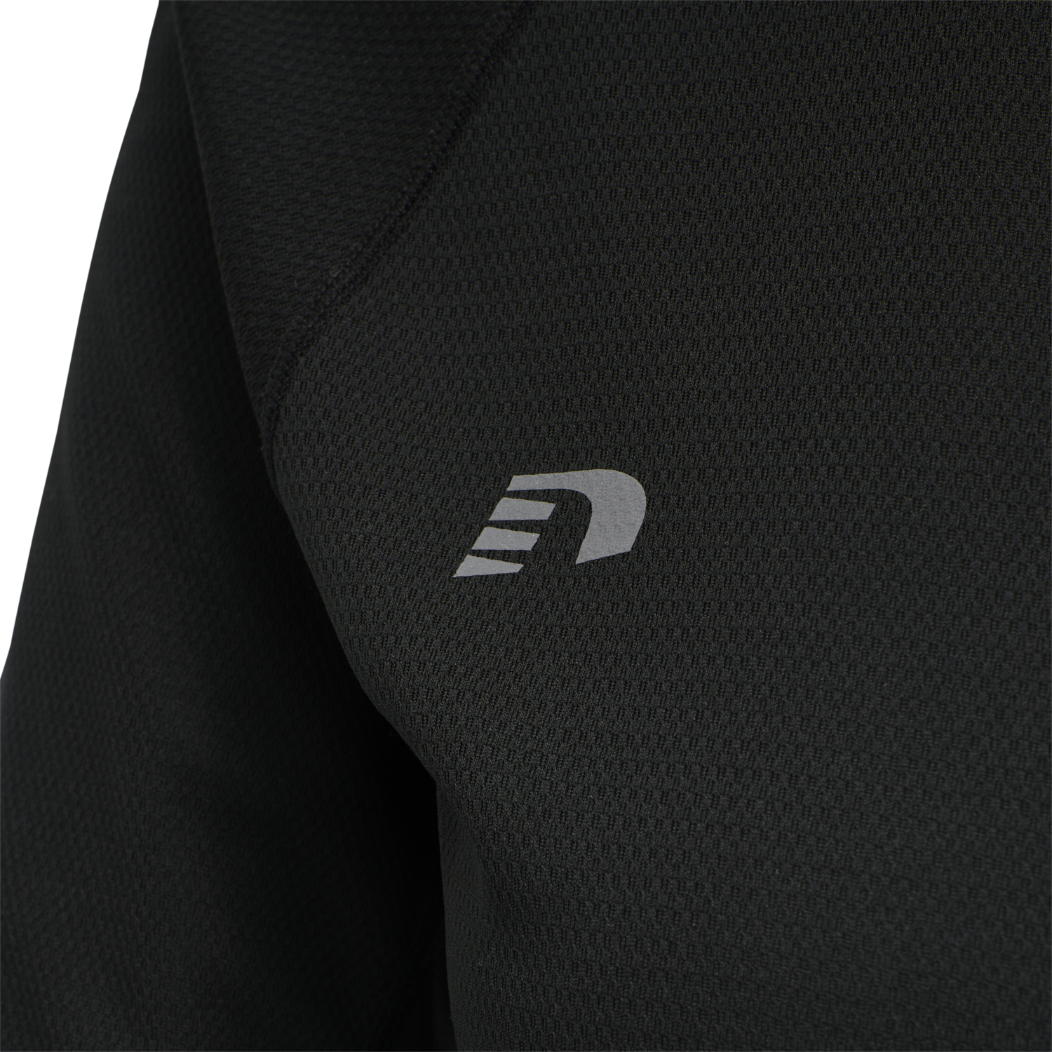 WOMEN CORE RUNNING T-SHIRT L/S, BLACK, packshot