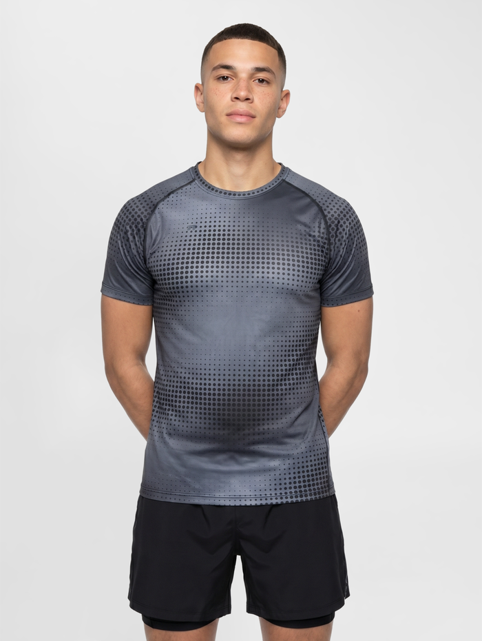 nwlBEAT AOP T-SHIRT, BLACK, model