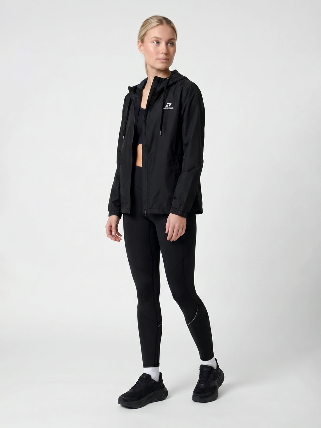 nwlLEA PERFORMANCE JACKET WOMEN, BLACK, model