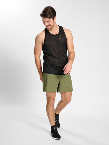 nwlOMAHA SINGLET MEN, BLACK, model